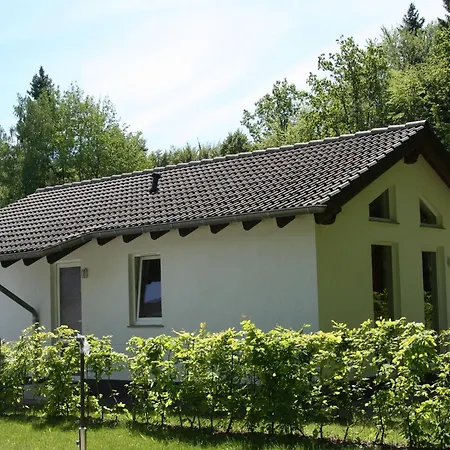 In Eifel Near Forest And Mountains Semesterbostad *