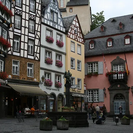 Semesterbostad In Eifel Near Forest And Mountains Hinterhausen